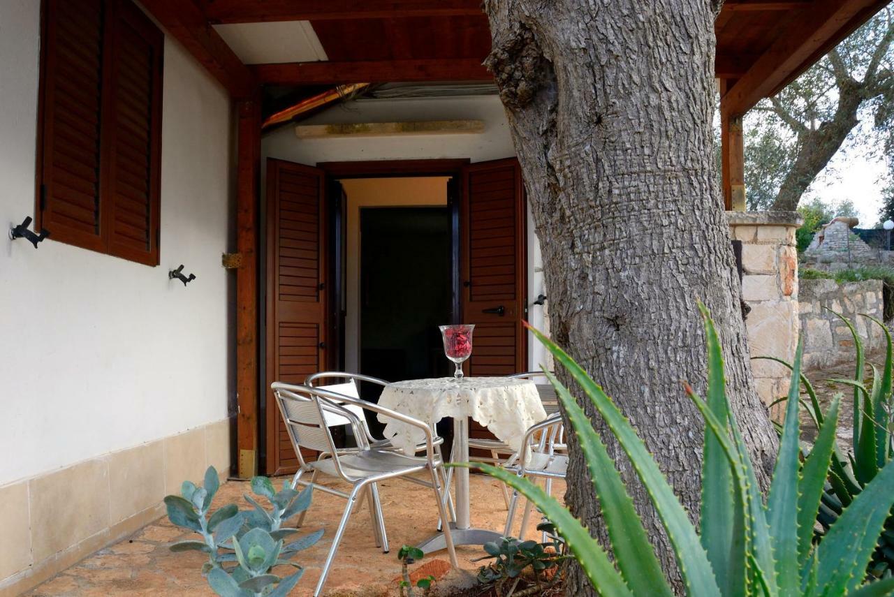 Villa Lilla Ostuni Buitenkant foto
